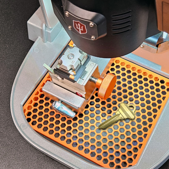 Triton—Red Mesh Chip Tray Cover [Magnus]